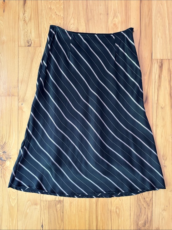 Contest Dresses & Skirts - CONTEST | Black Diagonal Striped Silk Blend Minimalist Elegant Skirt | Size M